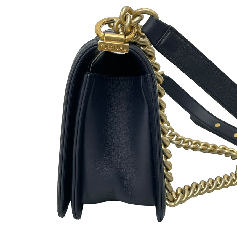 【CHANEL】シャネル ボーイシャネル ショルダーバッグレディース チェーンショルダー Vステッチ