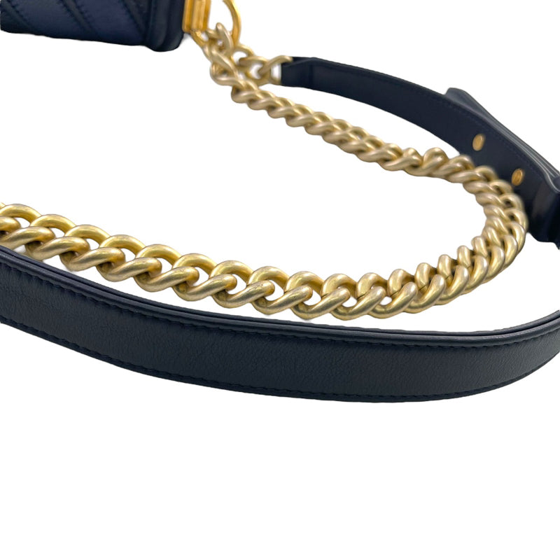 【CHANEL】シャネル ボーイシャネル ショルダーバッグレディース チェーンショルダー Vステッチ