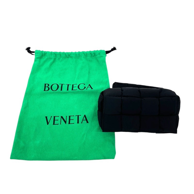【BOTTEGAVENETA】ボッテガヴェネタ パデット テック カセット 679763 ショルダーバッグ ナイロン メンズ ウエスト ボディ 黒 ブラック マキシイントレチャート レディース