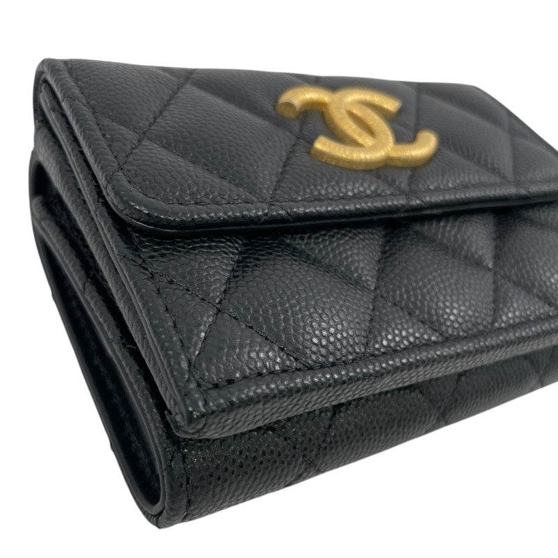 【CHANEL】シャネル コンパクトウォレット AP3518 三つ折り財布 レザー レディース キャビアスキン ランダムシール 黒 ブラック ココマーク