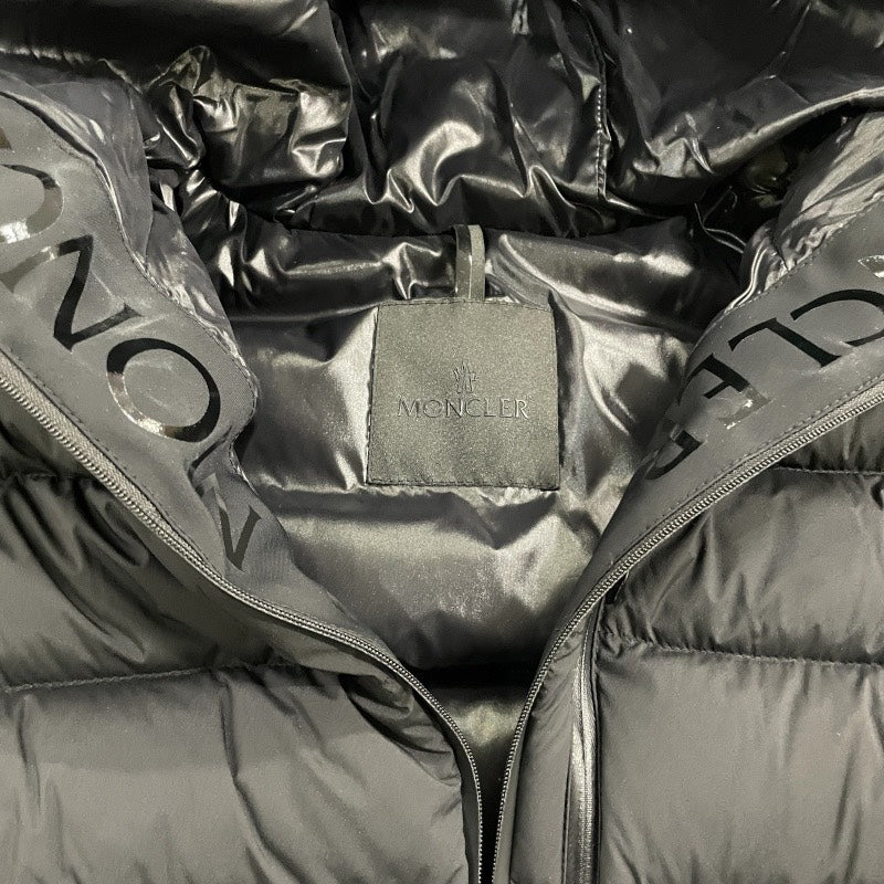 【MONCLER】モンクレール HERBE GIUBBOTTO J20931A00072 53132 ダウンジャケット レディース サイズ2 黒 ブラック 2024年製 美品