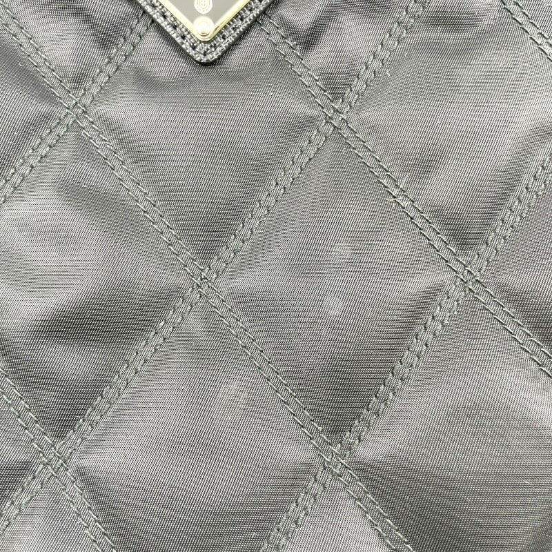 【PRADA】プラダ 2VH002 ショルダーバッグ ナイロン レディース テスート キルティング ポシェット サコッシュ 三角プレート メンズ