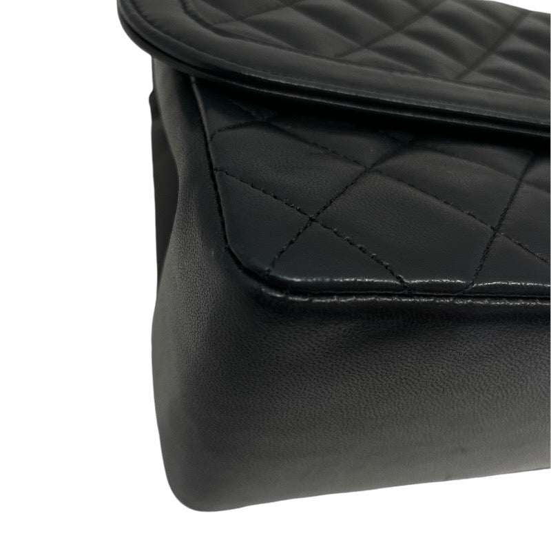 【CHANEL】シャネル マトラッセ ショルダーバッグ ラムスキン レディース ポーチ付き チェーンショルダーバッグ ターンロック金具 ココマーク