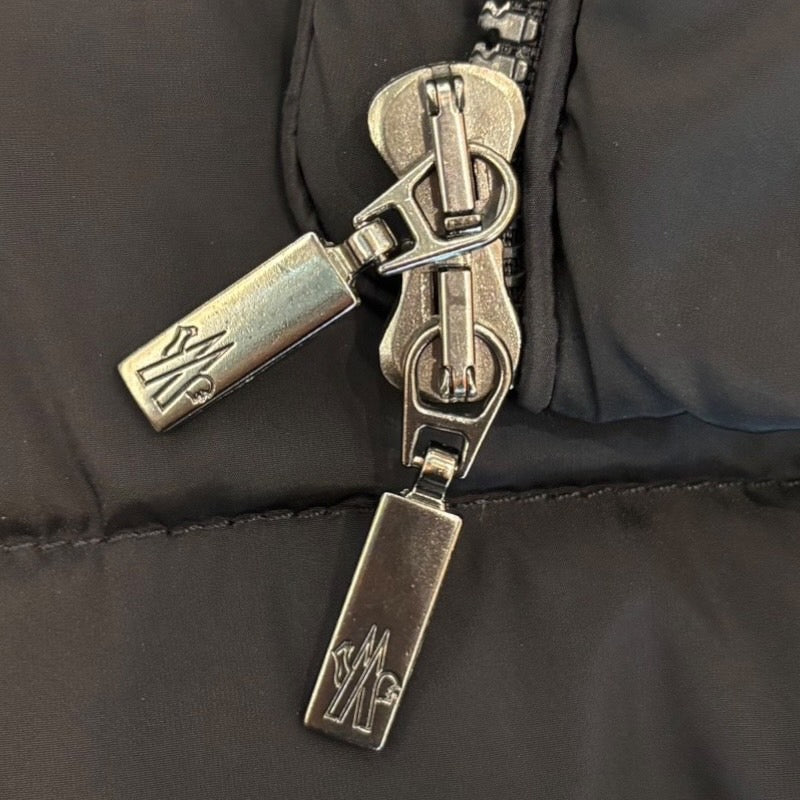 【MONCLER】モンクレール FRAISE GIUBBOTTO ダウンジャケットレディース サイズ1 黒 ブラック 国内正規タグ付