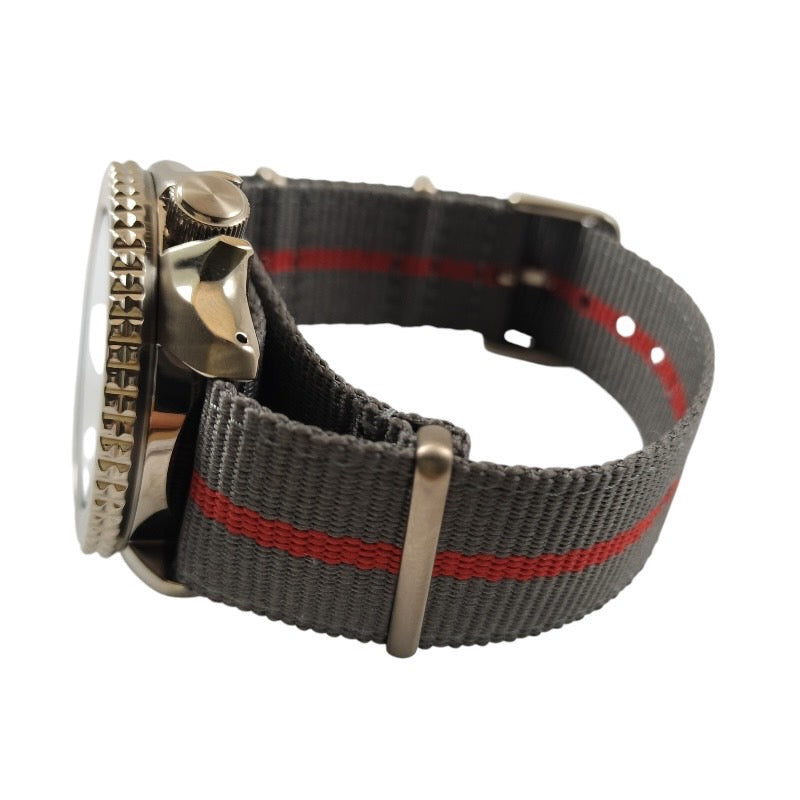 【SEIKO】セイコー 5スポーツ  SBSA093 腕時計 ステンレススチール メンズ 自動巻き NARUTO&BORUTO ナルト&ボルト コラボレーション限定 我愛羅