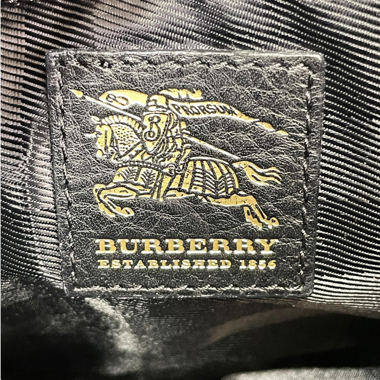 【BURBERRY】バーバリー ワンショルダー ショルダーバッグ レディース ノバチェック ロックチャーム キルティング ベージュ