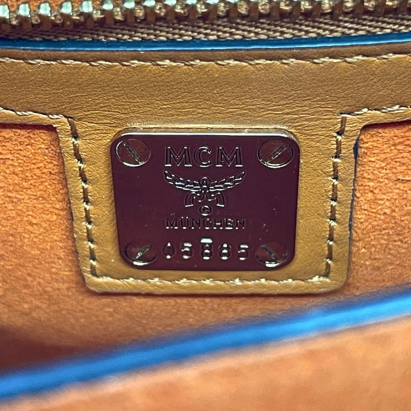 【MCM】エム・シー・エム ヴィセトス スタッズ ショルダーバッグ レザー レディース ミニ ポーチ ロック