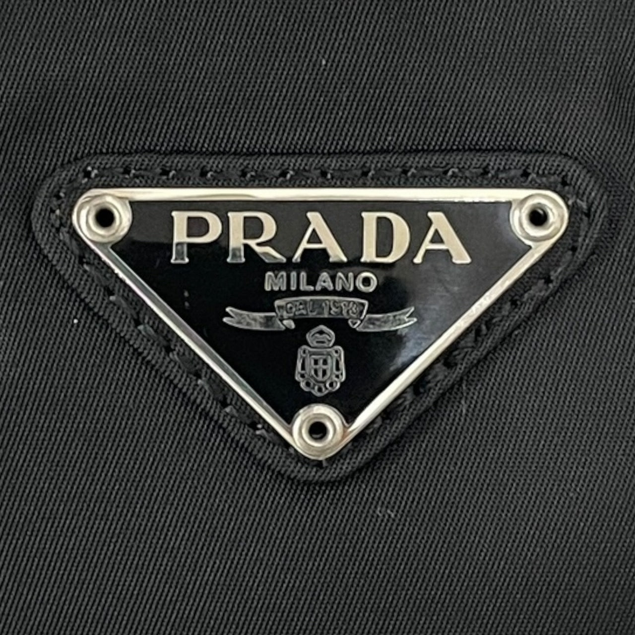 【PRADA】プラダ ショルダーバッグ ナイロンレディース ミニ ポシェット サコッシュ ポーチ テスート メンズ