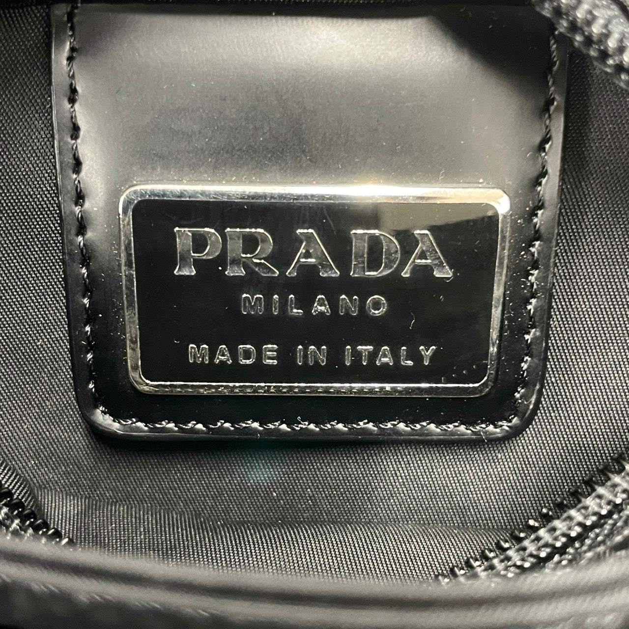 【PRADA】プラダ ショルダーバッグ ナイロンレディース ミニ ポシェット サコッシュ ポーチ テスート メンズ