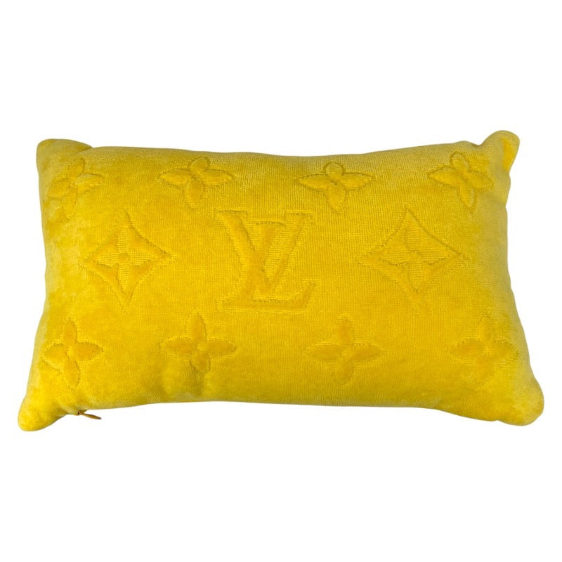 【未使用】【LOUIS VUITTON】ルイ・ヴィトン プティ クッション LV バケーション M78479 その他ファッション雑貨 コットンユニセックス 枕 ピロー 黄色 イエロー モノグラム インテリア 雑貨