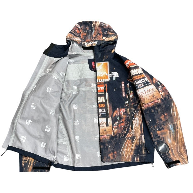 【THE NORTH FACE】ザ・ノースフェイス SUPREME シュプリームコラボ NP52207I ナイロンジャケット メンズ 22AW シェルジャケット タイムズスクエア マウンテンパーカー