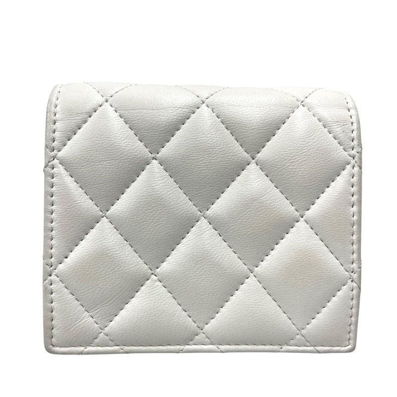 【CHANEL】シャネル ココマーク スモールウォレット AP3055 二つ折り財布 レザー レディース マトラッセ 白 ホワイト コンパクト