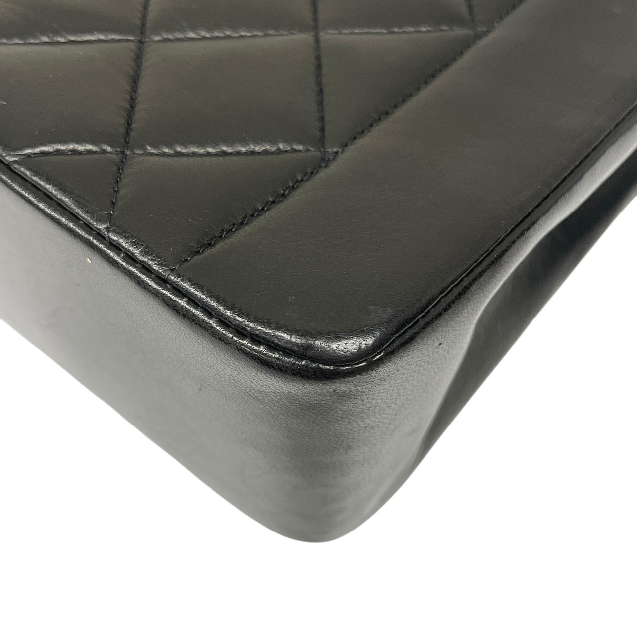 【CHANEL】シャネル ダイアナ22 A01164 ショルダーバッグ ラムスキン レディース 3番台 チェーン マトラッセ 黒 ブラック