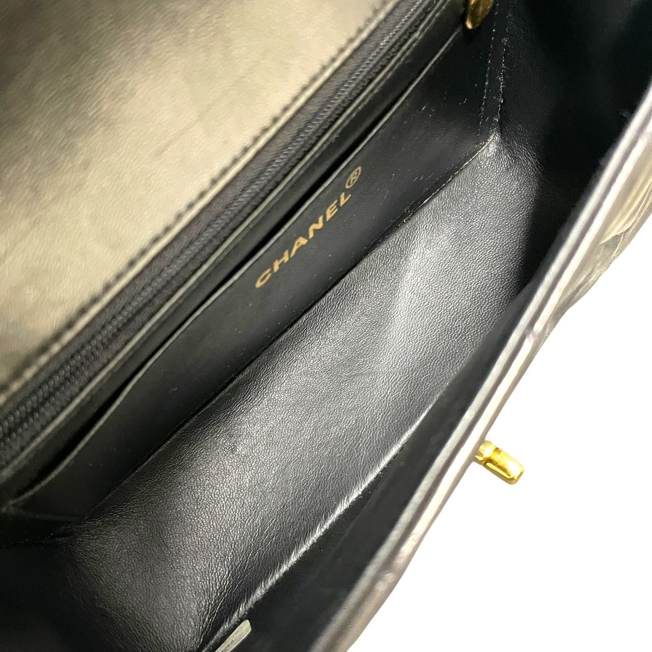 【CHANEL】シャネル ダイアナ22 A01164 ショルダーバッグ ラムスキン レディース 3番台 チェーン マトラッセ 黒 ブラック