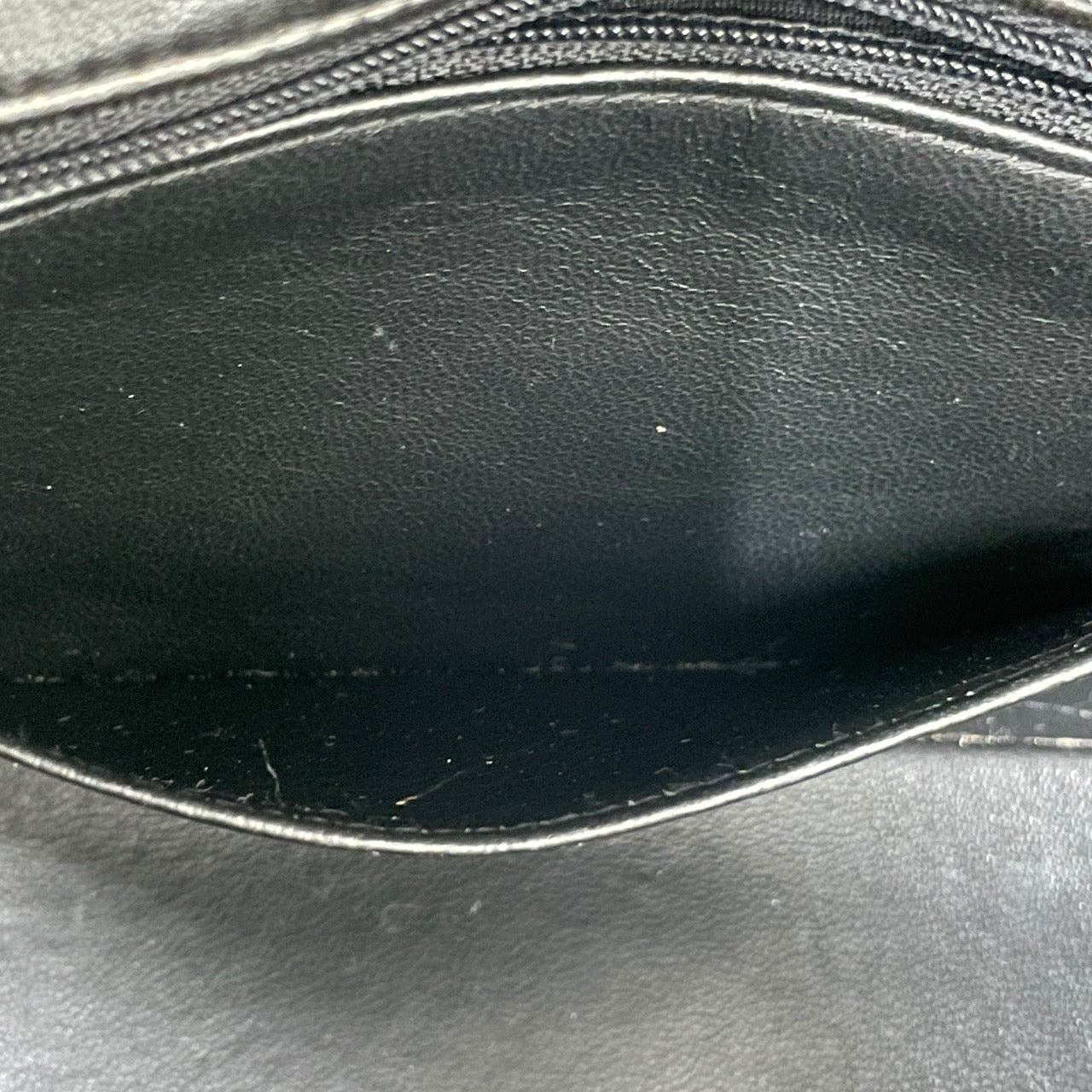 【CHANEL】シャネル ダイアナ22 A01164 ショルダーバッグ ラムスキン レディース 3番台 チェーン マトラッセ 黒 ブラック