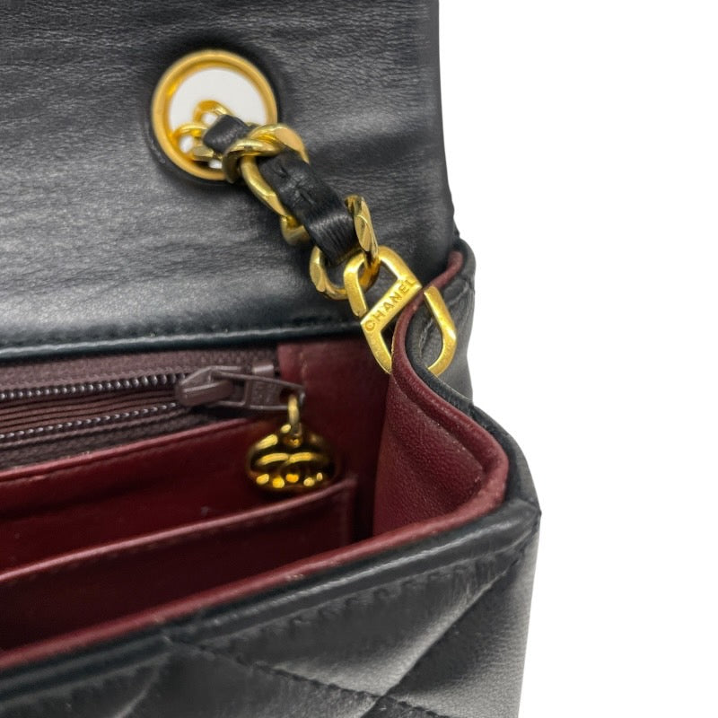 【CHANEL】シャネル マトラッセ23 ターンロック金具 A03568 ショルダーバッグ ラムスキン レディース フルフラップ チェーンショルダー 黒 ブラック 1番台