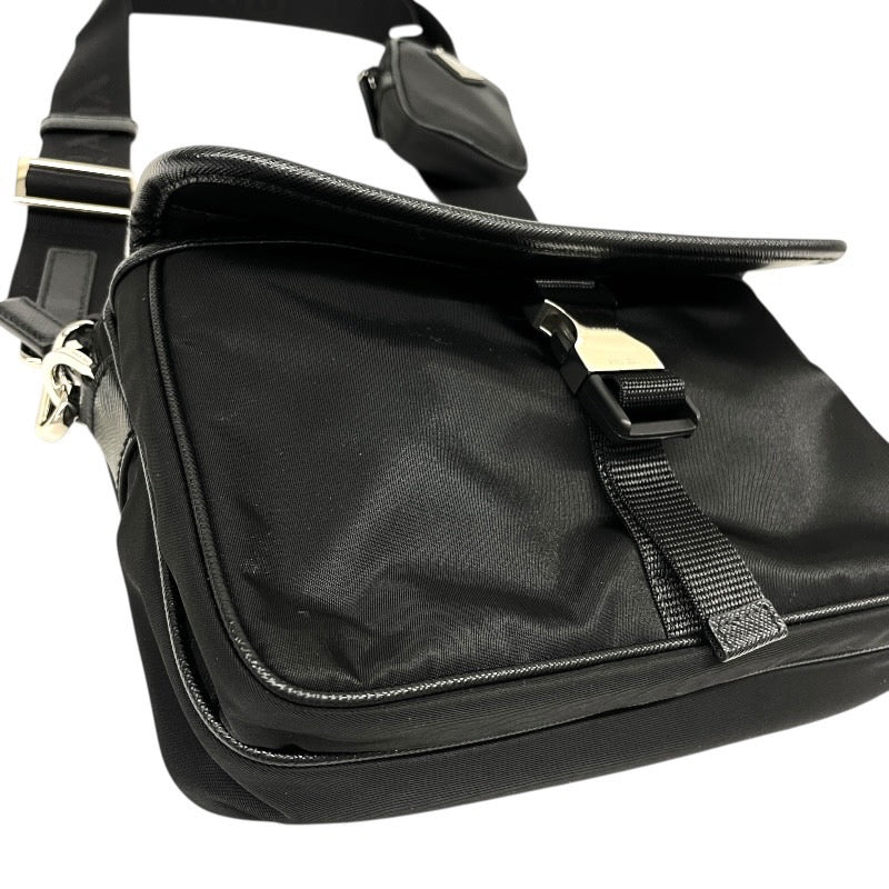 【PRADA】プラダ クロスボディ 2VH133 ショルダーバッグ ナイロン メンズ Re-nylon リナイロン サフィアーノ 黒 ブラック 現行モデル