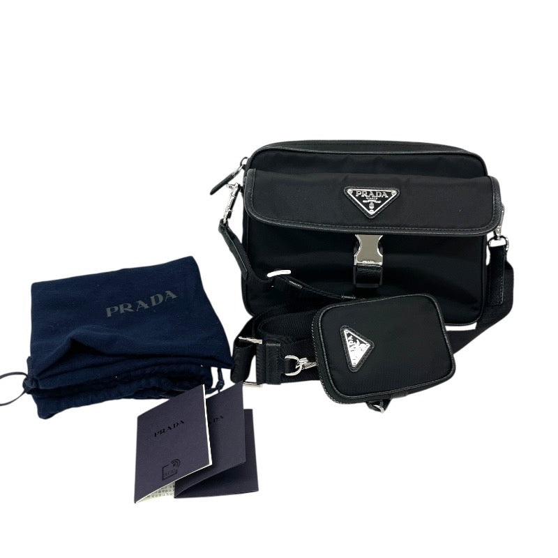 【PRADA】プラダ クロスボディ 2VH133 ショルダーバッグ ナイロン メンズ Re-nylon リナイロン サフィアーノ 黒 ブラック 現行モデル