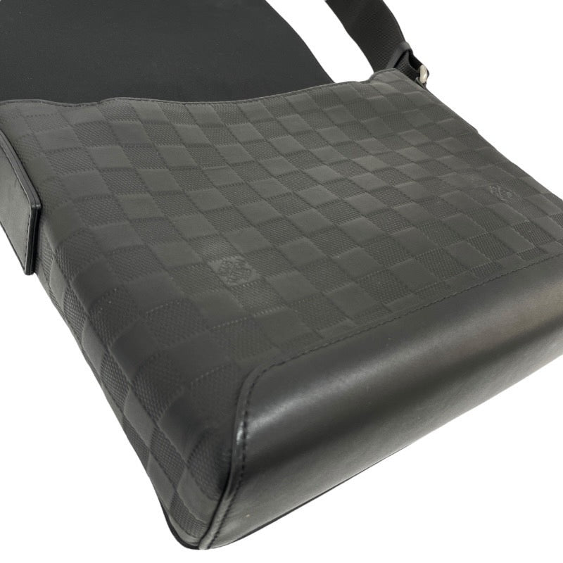 【LOUIS VUITTON】ルイ・ヴィトン ディストリクトPM N41033 ショルダーバッグ レザー メンズ ダミエアンフィニ 黒 ブラック オニキス