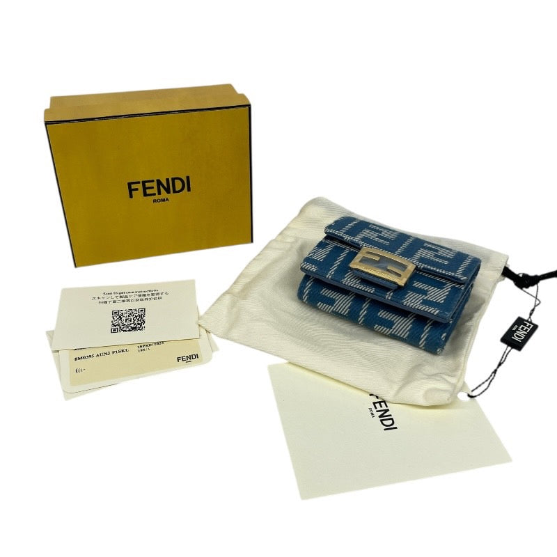 【FENDI】フェンディ バゲット マイクロ 8M0395 三つ折り財布 キャンバス レディース ズッカ 未使用品 ブルー コンパクトウォレット