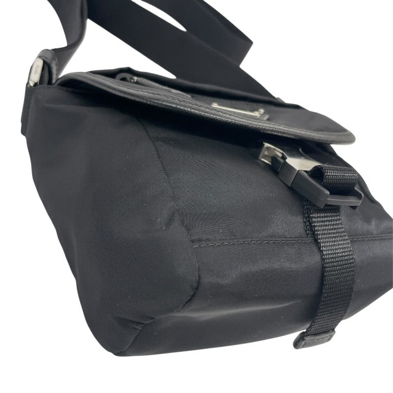 【PRADA】プラダ クロスボディ 2VD070 ショルダーバッグ ナイロン メンズ Re-Nylon サフィアーノレザー 黒 ブラック リナイロン レディース