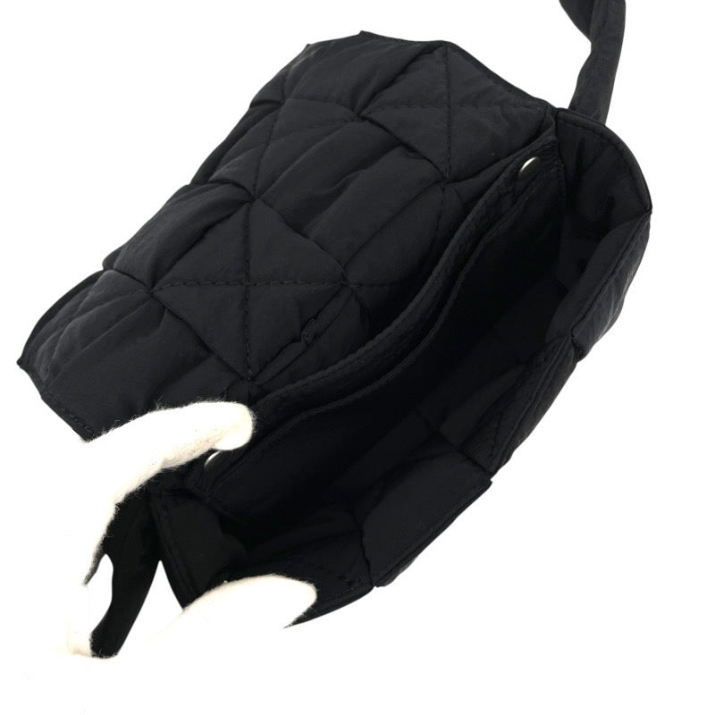 【BOTTEGAVENETA】ボッテガヴェネタ パデット テック カセット 679763 ショルダーバッグ ナイロン メンズ ウエスト ボディ 黒 ブラック マキシイントレチャート レディース