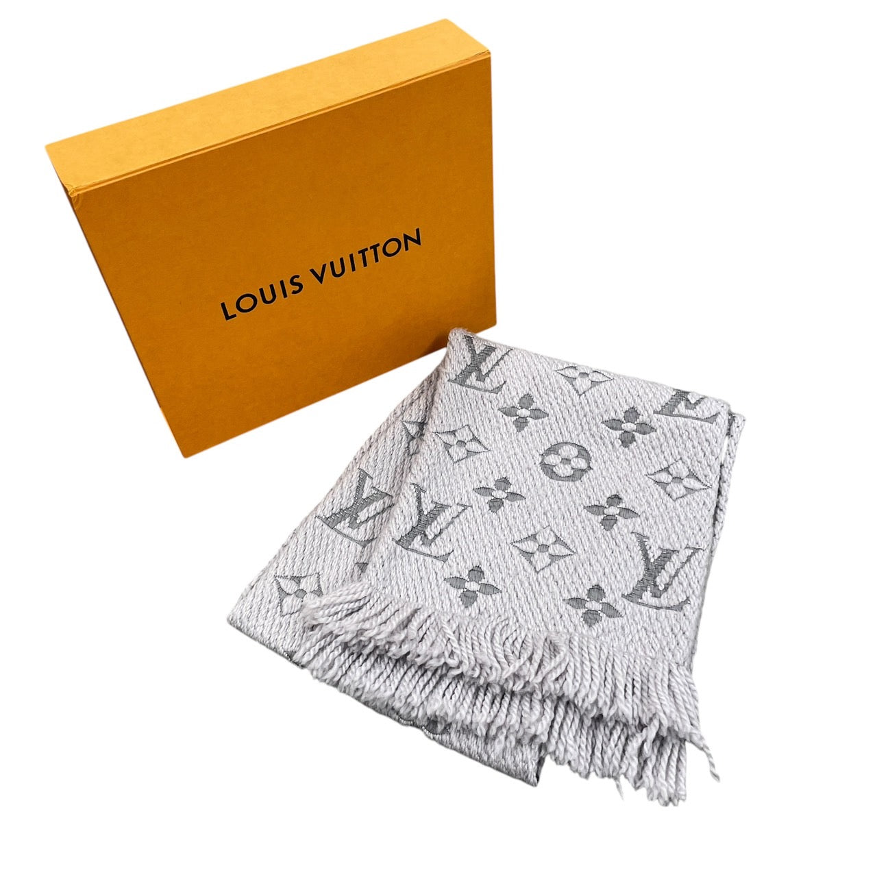 【LOUIS VUITTON】ルイ・ヴィトン エシャルプ ロゴマニア グリペルル M74742 マフラーレディース ウール シルク グレー