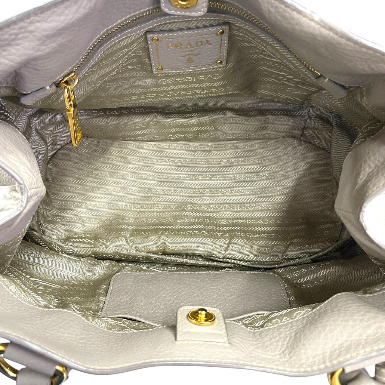 【PRADA】プラダ VIT.DAINO BN1777 トートバッグ レザー レディース 2way ショルダーバッグ グレー ロゴ 斜め掛け POMICE