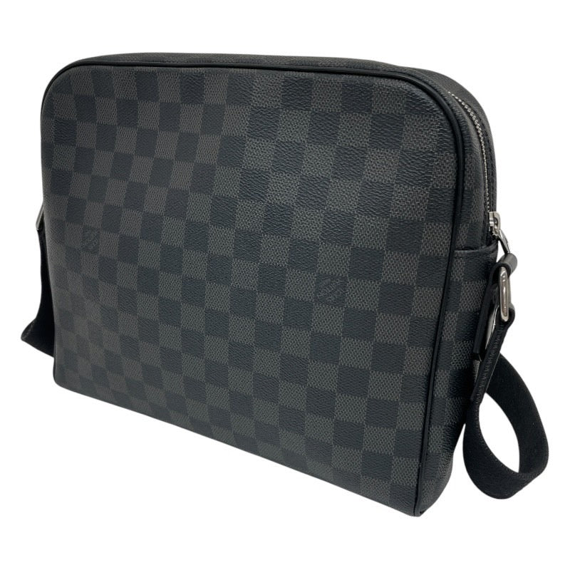 【LOUIS VUITTON】ルイ・ヴィトン デイトンPM N41408 ショルダーバッグメンズ ダミエグラフィット グレー ブラック レザー メッセンジャーバッグ