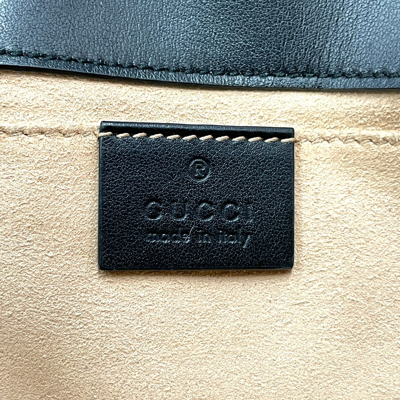 【GUCCI】グッチ GGマーモント 446744 ショルダーバッグレディース チェーンショルダー ハート レザー 黒 ブラック ミニバッグ