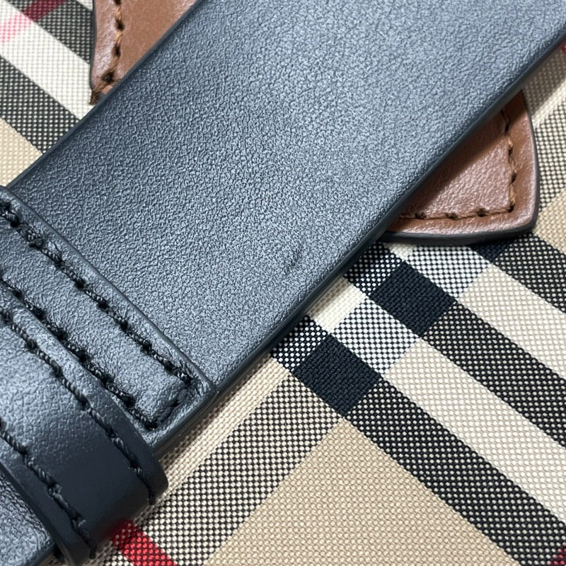 【BURBERRY】バーバリー トリプルスタッズ 8018790 ハンドバッグ キャンバス レディース ベルト レザー ヴィンテージチェック