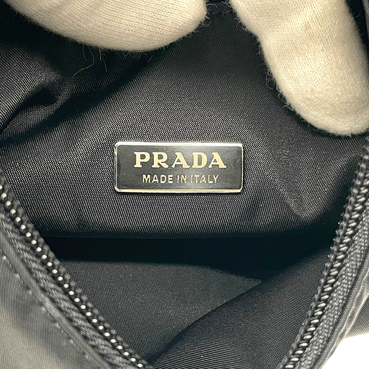【PRADA】プラダ アクセサリーポーチ MV519 ハンドバッグ ナイロン レディース 黒 ブラック ミニバッグ